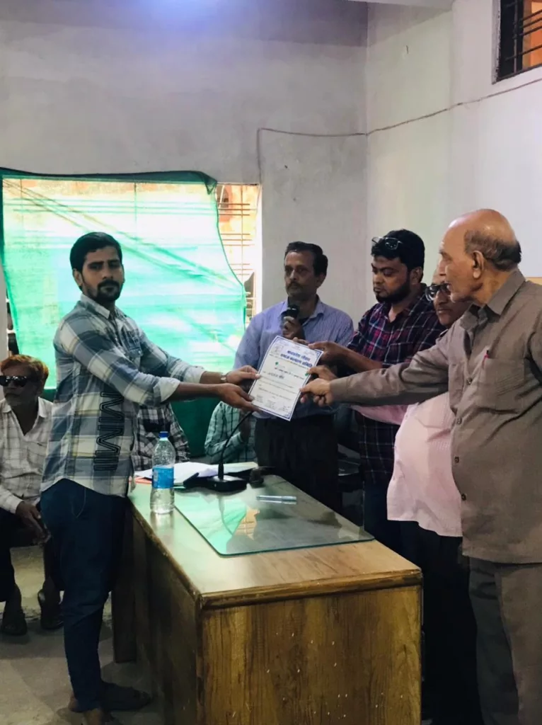 संगठन की मजबूती के लिए सदस्यों को सौंपी गई जिम्मेदारी 3 संगठन की मजबूती के लिए सदस्यों को सौंपी गई जिम्मेदारी | New India Times