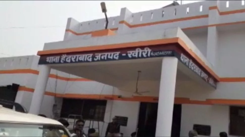 पुलिस पर घर में घुस कर अभद्रता करने के आरोप में अफवाह निकली फर्जी 2 पुलिस पर घर में घुस कर अभद्रता करने के आरोप में अफवाह निकली फर्जी | New India Times