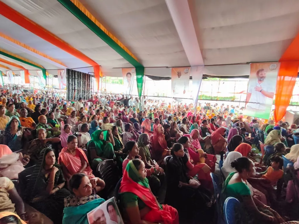 कर्नाटक की जनता ने 40 पर्सेंट कमीशन की सरकार गिराई, मध्य प्रदेश की जनता 50 पर्सेंट कमीशन की सरकार को हटाएगी: मल्लिकार्जुन खड़गे। शिवराज सरकार प्रचार, अत्याचार और भ्रष्टाचार की सरकार है: कमलनाथ | New India Times