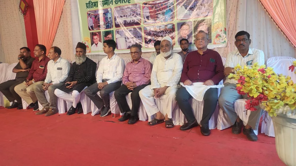 अपने बच्चे बच्चियों को ख़ूब पढ़ाएं, आगे बढ़ाएं, किसी को पढ़ाई में कोई दिक्कत परेशानी हो तो मुझसे संपर्क करें, मैं आपकी हर संभव मदद करूंगा: पूर्व निगम अध्यक्ष श्री मनोज तारवाला | New India Times