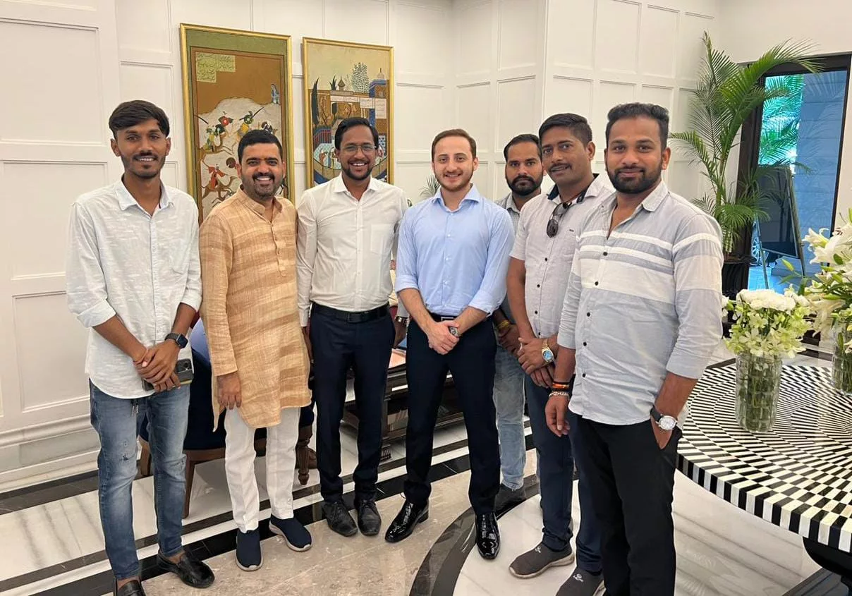 नर्सिंग छात्र-छात्राओं के परीक्षा की मांग की लड़ाई हाईकोर्ट में निःशुल्क लड़ेंगे: अधिवक्ता वरूण तन्खा | New India Times