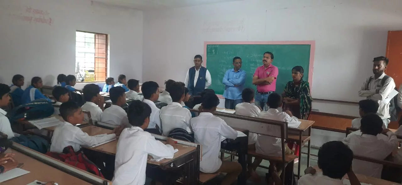 गुरुओं का सम्मान व अनुशासन जीवन को सफल बनाता है: दत्तु मेढे जी | New India Times