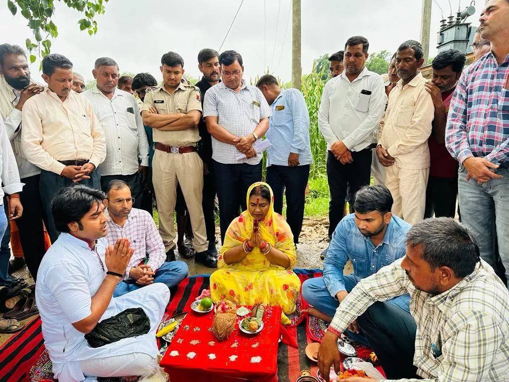 विधायक शोभारानी कुशवाहा ने विभिन्न विकास कार्यों का किया भूमि पूजन व शिलान्यास | New India Times