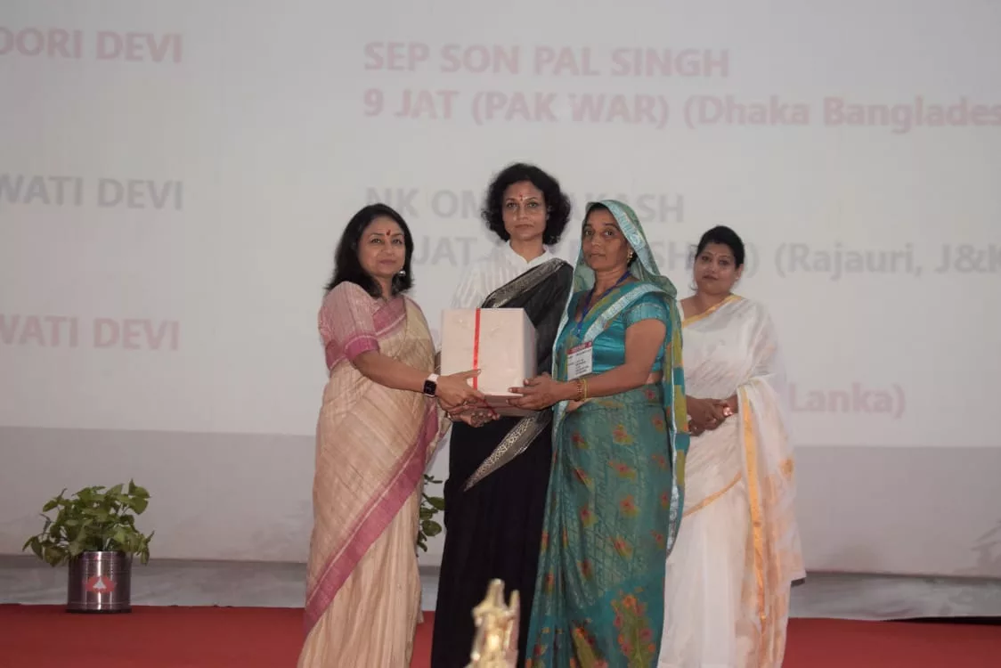 आर्मी वाइव्स वेलफेयर एसोसिएशन (AWWA) सशस्त्र बल की महिलाओं को विभिन्न तरीकों से सशक्त बनाने में निभा रही है महत्वपूर्ण भूमिका | New India Times