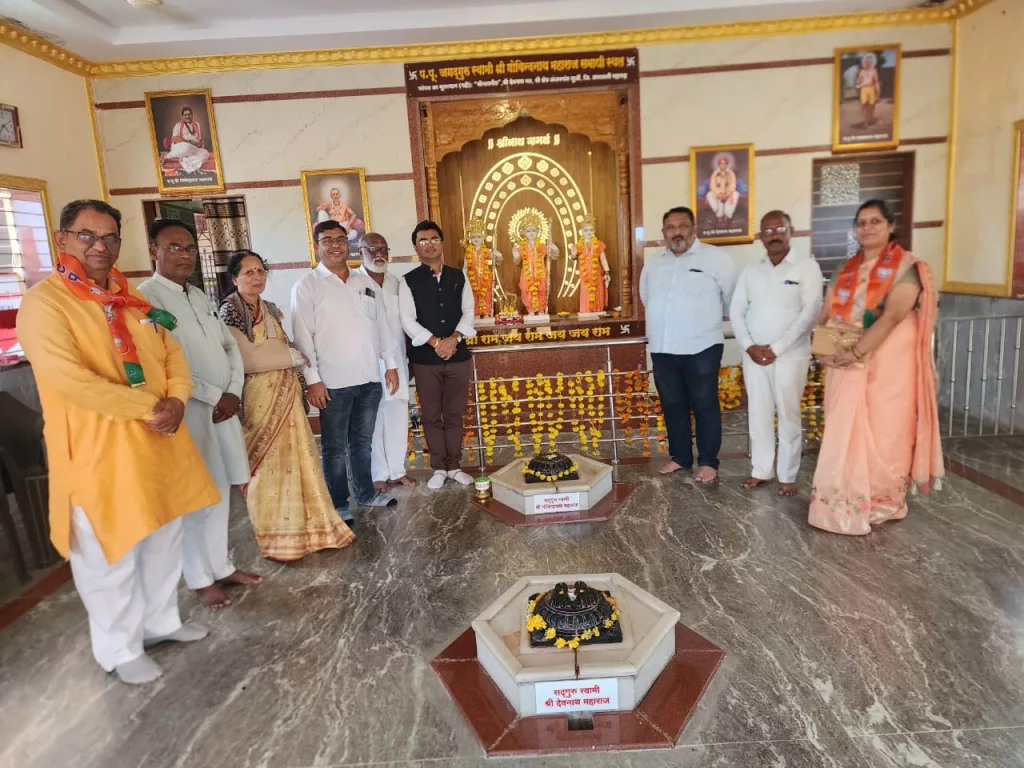 प्रवासी विधायक ऑन की जनसंपर्क अभियान में खामगांव के विधायक का संबोधन, हमारे लिए सेवा का माध्यम है राजनीति 2 प्रवासी विधायक ऑन की जनसंपर्क अभियान में खामगांव के विधायक का संबोधन, हमारे लिए सेवा का माध्यम है राजनीति | New India Times