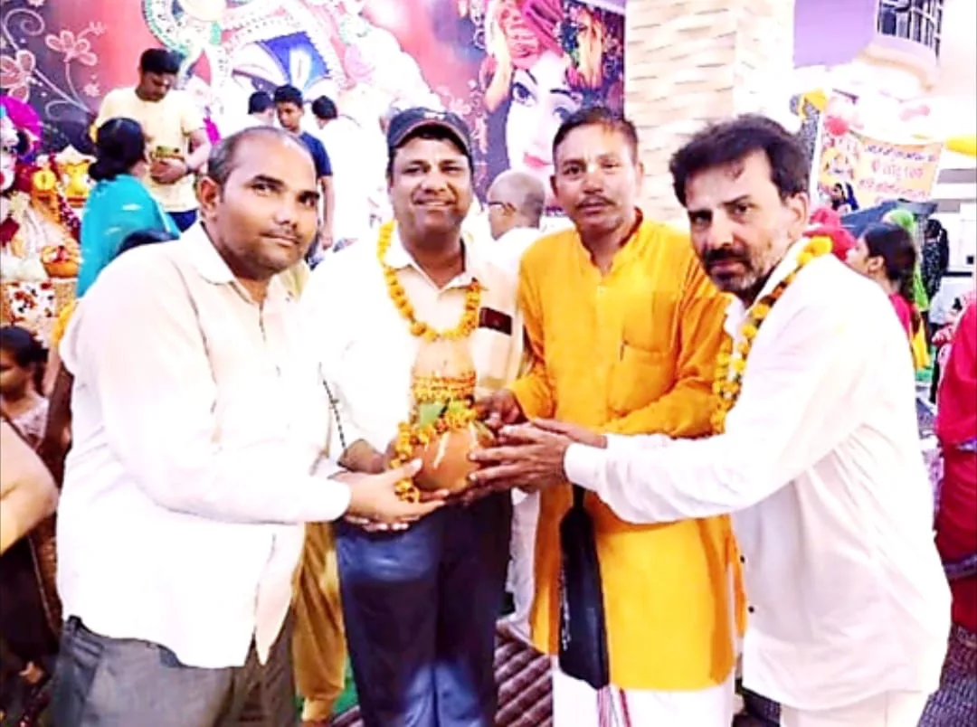 कथा व्यास व उपस्थित श्रद्धालुओं ने परमपिता परमेश्वर से विश्व शांति, देश की उन्नति, समृद्धि व मानव कल्याण के लिए की प्रार्थना | New India Times