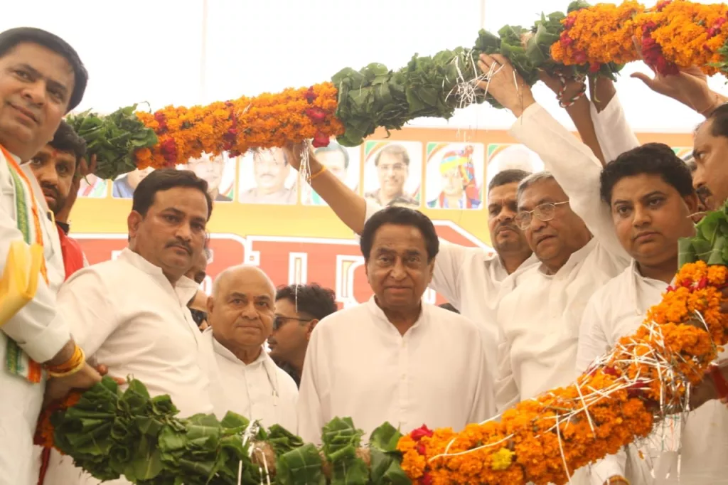 शिवराज सिंह चौहान ने मप्र को भ्रष्टाचार और घोटालों <br>का प्रदेश बना दिया है: कमलनाथ 2 शिवराज सिंह चौहान ने मप्र को भ्रष्टाचार और घोटालों <br>का प्रदेश बना दिया है: कमलनाथ | New India Times