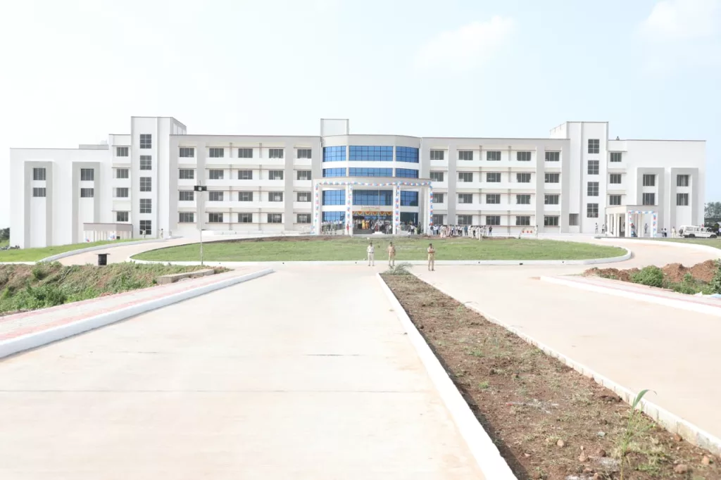 डाक्टर एपीजे अब्दुल कलाम विश्व विद्यालय के लोकार्पण कार्यक्रम में बोले मुख्यमंत्री शिवराज सिंह चौहान, छात्र-छात्राओं को और अनेक सुविधाएं प्राप्त होंगी | New India Times