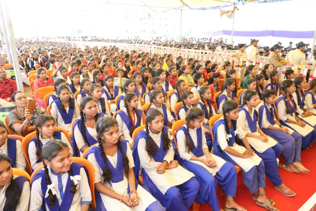 डाक्टर एपीजे अब्दुल कलाम विश्व विद्यालय के लोकार्पण कार्यक्रम में बोले मुख्यमंत्री शिवराज सिंह चौहान, छात्र-छात्राओं को और अनेक सुविधाएं प्राप्त होंगी | New India Times