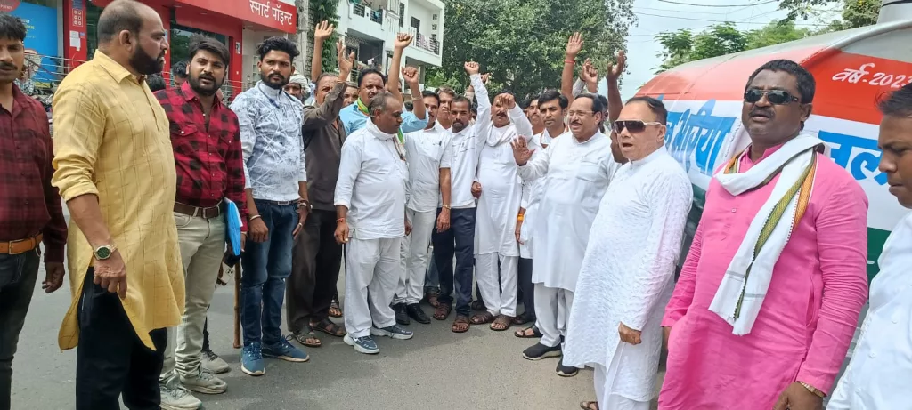 क्षेत्र में बिजली पानी व अन्य समस्याओं का समाधान ही हमारी पहली प्राथमिकता है: कांतिलाल भूरिया | New India Times