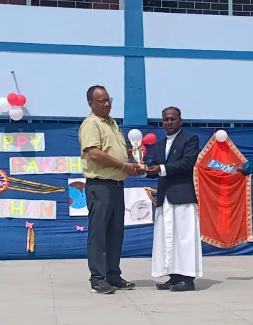 रक्षाबंधन का त्यौहार सेंट आर्नोल्ड स्कूल में बच्चों के साथ मनाया गया सादगी से | New India Times