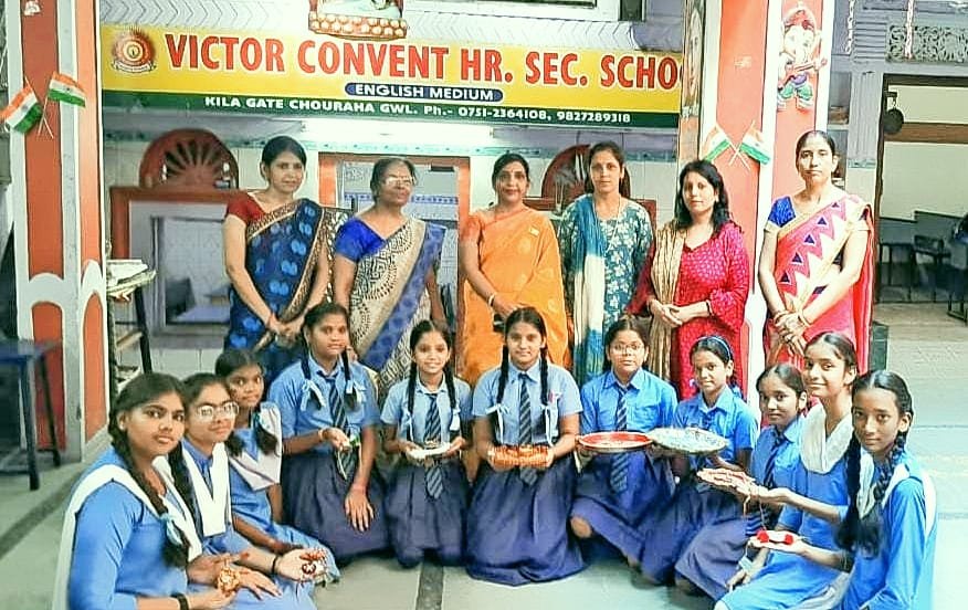 रक्षाबंधन के पावन त्यौहार पर विक्टर कान्वेंट स्कूल में राखी मेकिंग और थाली सजाओ प्रतियोगिता का किया गया आयोजन | New India Times