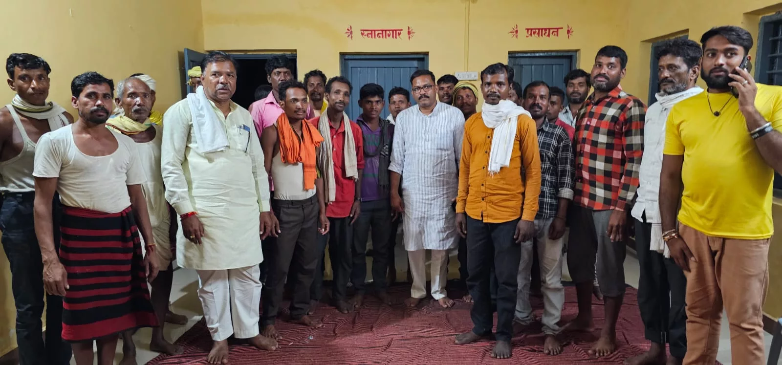 कमलनाथ एवं नकुलनाथ के विकास कार्यों एवं योजनाओं को हर मतदाता तक पहुंचाएं: सुनील उईके | New India Times