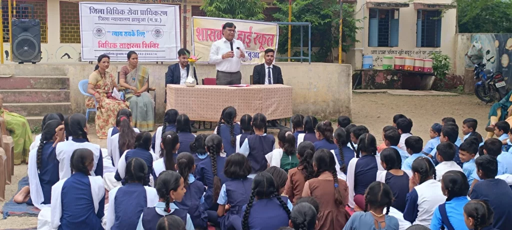 हिन्दी दिवस के अवसर पर विधिक साक्षरता शिविर का हुआ आयोजन | New India Times