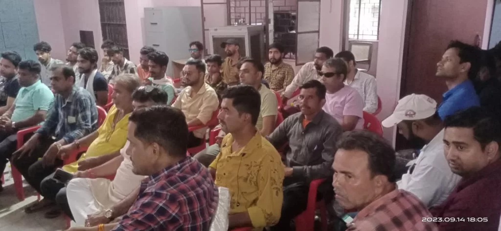 मेघनगर थाना परिसर में शांति समिति की बैठक संपन्न 2 मेघनगर थाना परिसर में शांति समिति की बैठक संपन्न | New India Times