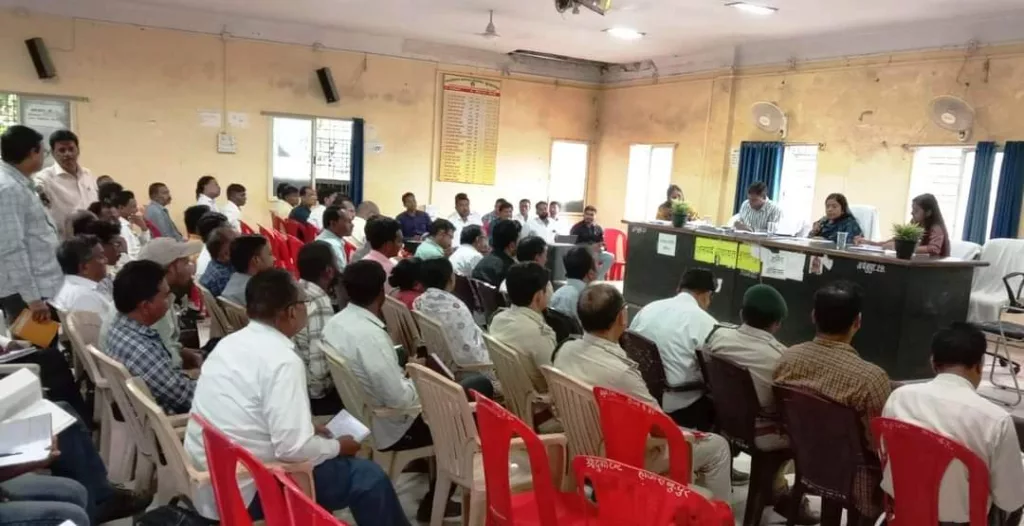 जनपद पंचायत कार्यालय सभा कक्ष में जलजीवन मिशन एवं विभागीय कार्यों की समीक्षा बैठक हुई संपन्न 2 जनपद पंचायत कार्यालय सभा कक्ष में जलजीवन मिशन एवं विभागीय कार्यों की समीक्षा बैठक हुई संपन्न | New India Times