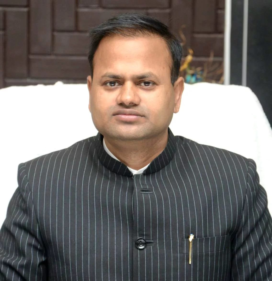 गांधी जयंती तक जनपद में चलेगा मेरा विद्यालय-स्वच्छ विद्यालय अभियान: जिलाधिकारी | New India Times