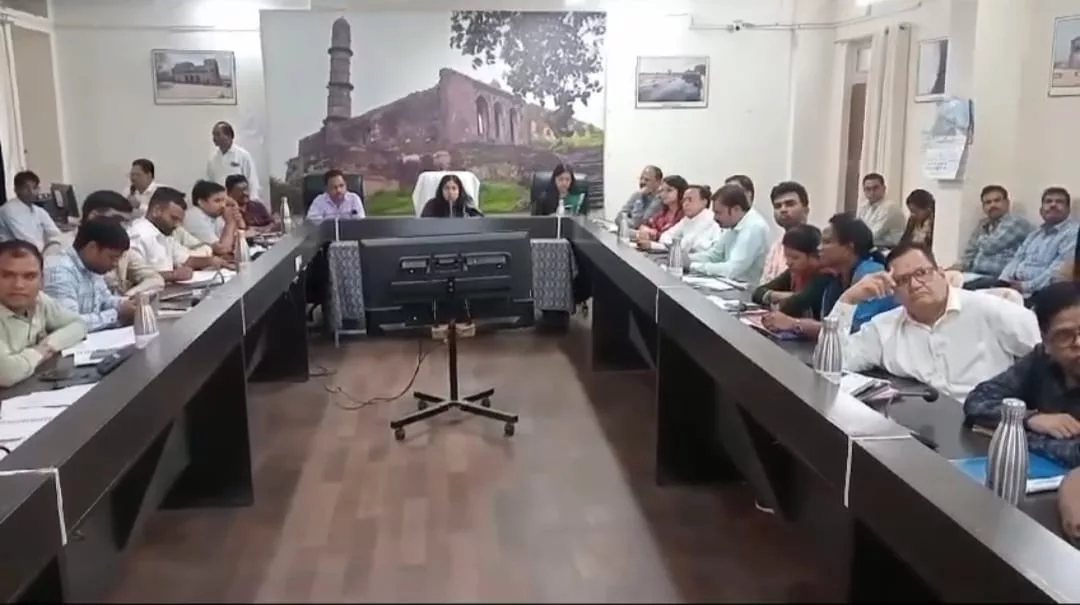 जिला अधिकारियों का प्रशिक्षण हुआ आयोजित | New India Times