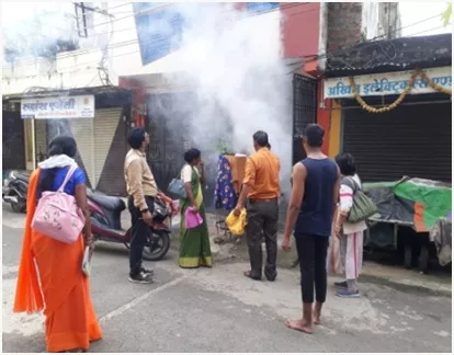 मच्छर जनित बीमारी के प्रसार को दृष्टिगत रखते हुए विभाग द्वारा शहर में क्षैत्रीय कार्यकर्ता एवं फील्ड स्टॉफ द्वारा किया जा रहा है सघन लार्वा सर्वे एवं फॉगिग(धूंआ) | New India Times