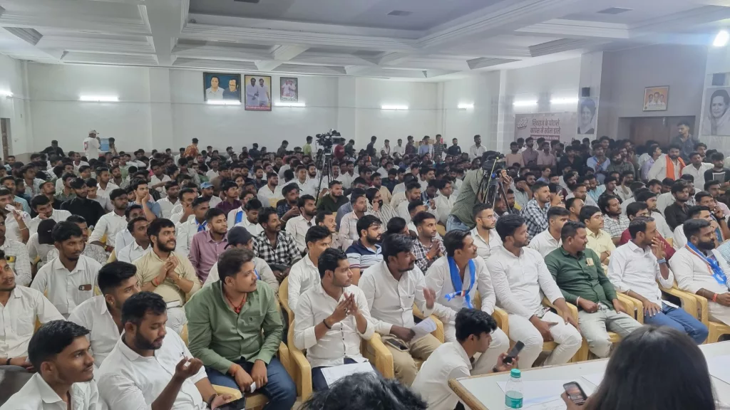 भविष्य की बात कमलनाथ जी के साथ, एनएसयूआई के फर्स्ट वोट फॉर कांग्रेस कैंपेन लांच 3 भविष्य की बात कमलनाथ जी के साथ, एनएसयूआई के फर्स्ट वोट फॉर कांग्रेस कैंपेन लांच | New India Times