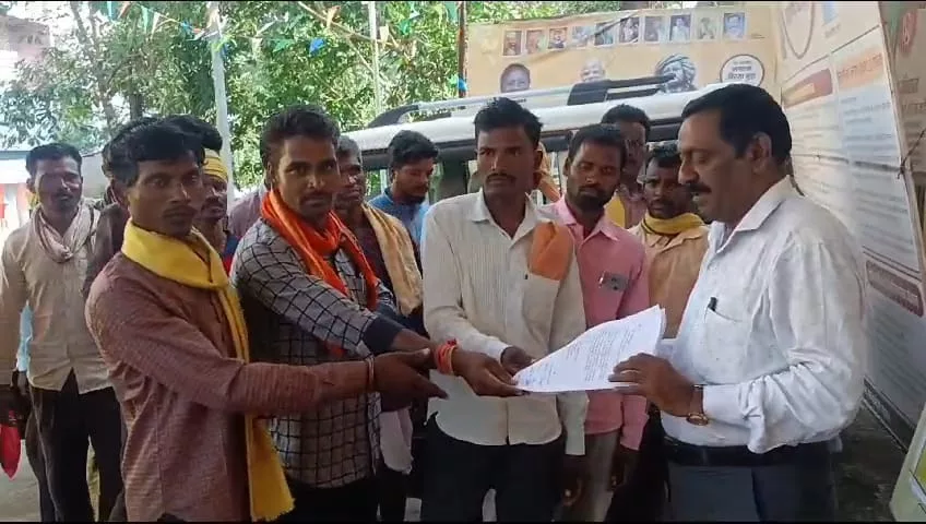 भ्रष्टाचार चरम सीमा पर, ग्रामीणों ने उठाई मांग, सरपंच सचिव सहायक सचिव की जांच की मांग | New India Times