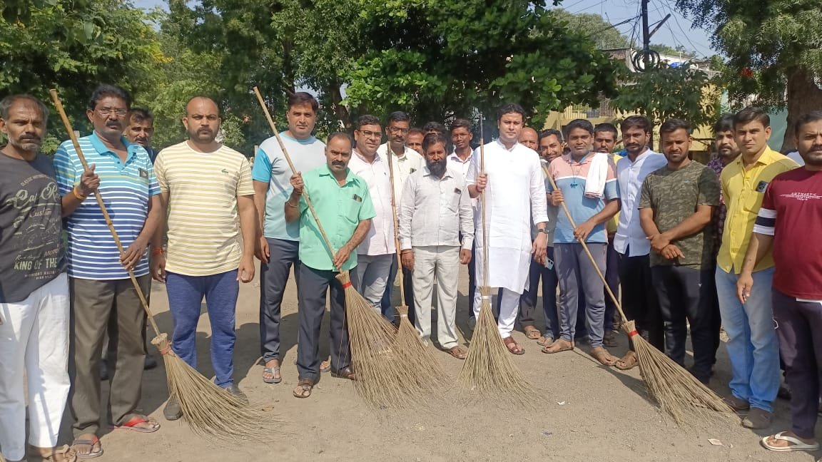 प्रधानमंत्री के नेतृत्व में आज देश स्वच्छ भारत बनकर उभरा है: भाजयुमो नेता हर्षवर्धन सिंह चौहान | New India Times