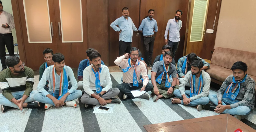 एनएसयूआई ने नगरीय प्रशासन आयुक्त को ज्ञापन सौंप कर डे-एनयूएलएम परियोजना में हुए घोटाले की जांच कर की कार्यवाही की मांग 2 एनएसयूआई ने नगरीय प्रशासन आयुक्त को ज्ञापन सौंप कर डे-एनयूएलएम परियोजना में हुए घोटाले की जांच कर की कार्यवाही की मांग | New India Times