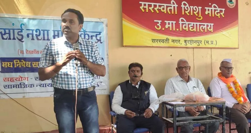 नशे का व्यापार मानवता के प्रति अक्षम्य अपराध है: डॉ मनोज अग्रवाल | New India Times