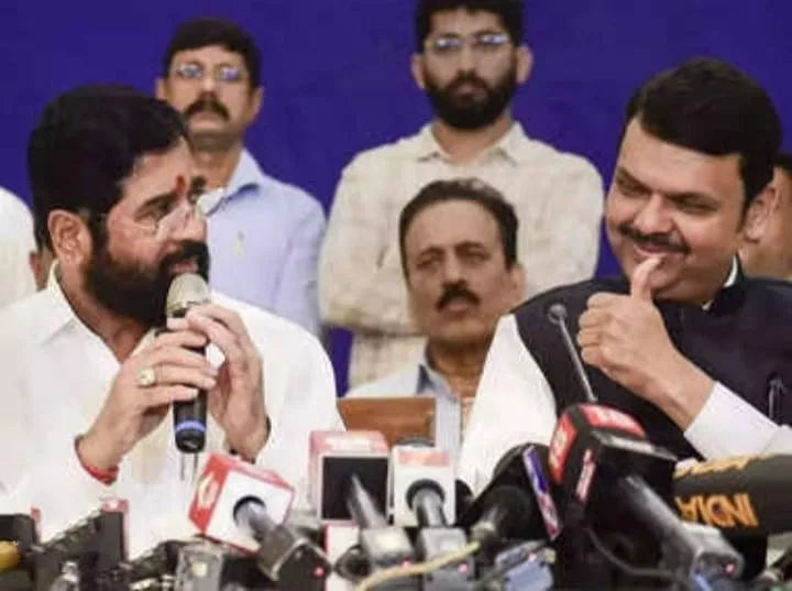 स्वास्थ सेवा में पिछड़ गया महाराष्ट्र: नेताओं का काम जीरो पर प्रचार में हिरो: ग्रामीण इलाकों में जारी है आयुष्मान भव: यावल के कैंप में उमड़ी भीड़ चार हजार मरीजों की जांच | New India Times