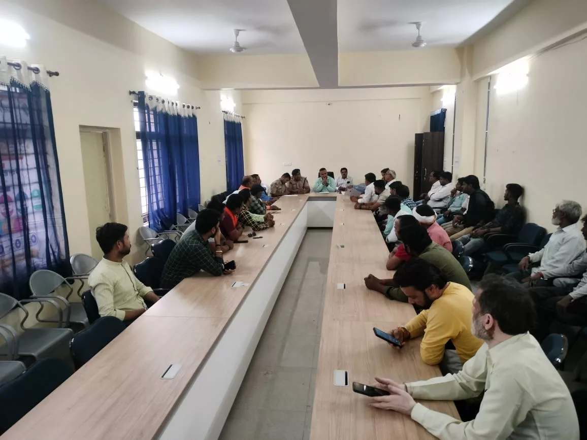 दुर्गा पंडालों की पूर्व अनुमति लेना होगा: एसडीएम | New India Times