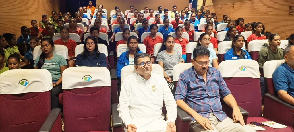 एम पी वूमेन हॉकी अकादमी में स्पोर्ट्स विंग ब्रह्माकुमारीज ग्वालियर की तरफ़ से “माइंड पॉवर ट्रेनिंग” का किया गया आयोजन | New India Times