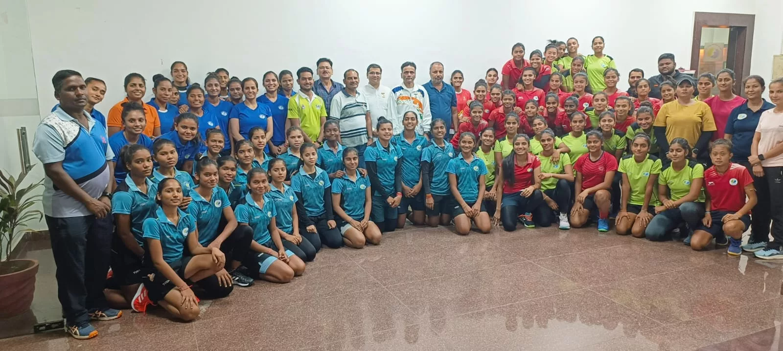 एम पी वूमेन हॉकी अकादमी में स्पोर्ट्स विंग ब्रह्माकुमारीज ग्वालियर की तरफ़ से “माइंड पॉवर ट्रेनिंग” का किया गया आयोजन | New India Times