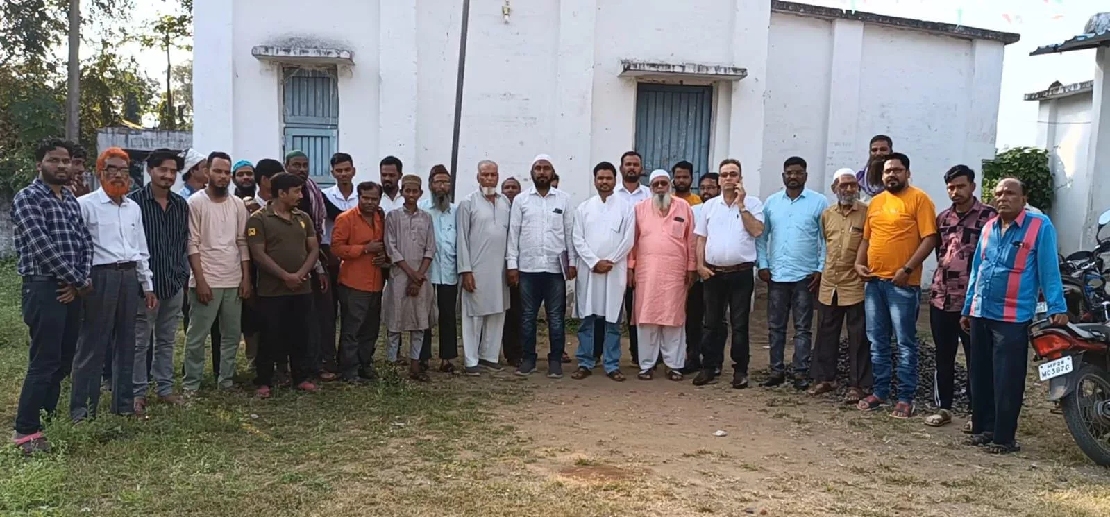 अग्निकांड के दुकानदारों को जन सहयोग से होगी आर्थिक मदद, बैठक कर बनाई गई रूपरेखा | New India Times