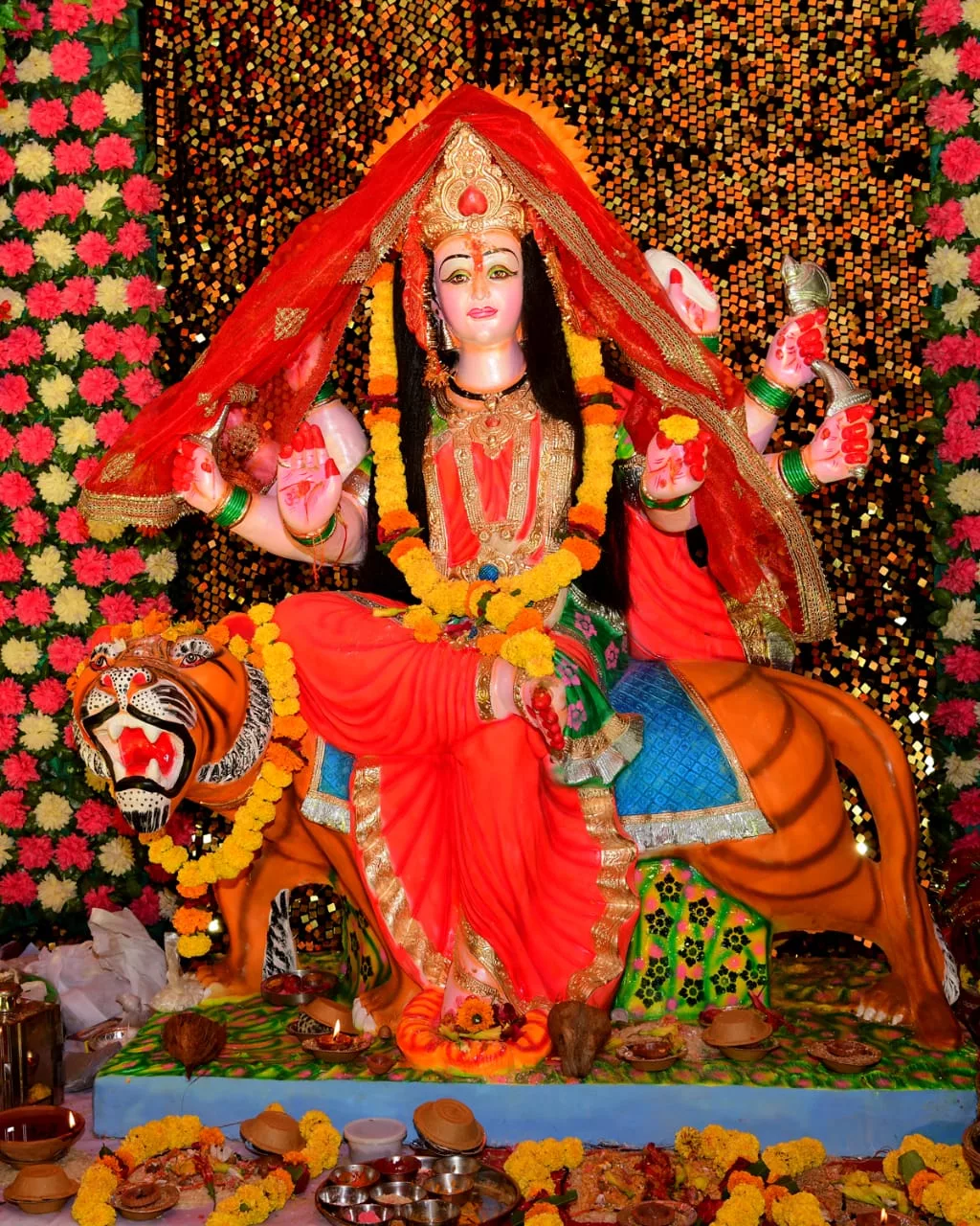 फुट तालाब में हुई शुभ मुहूर्त में घट स्थापना कन्याओं का पवित्र पूजन कर हुआ नवरात्रि महोत्सव का प्रारंभ | New India Times