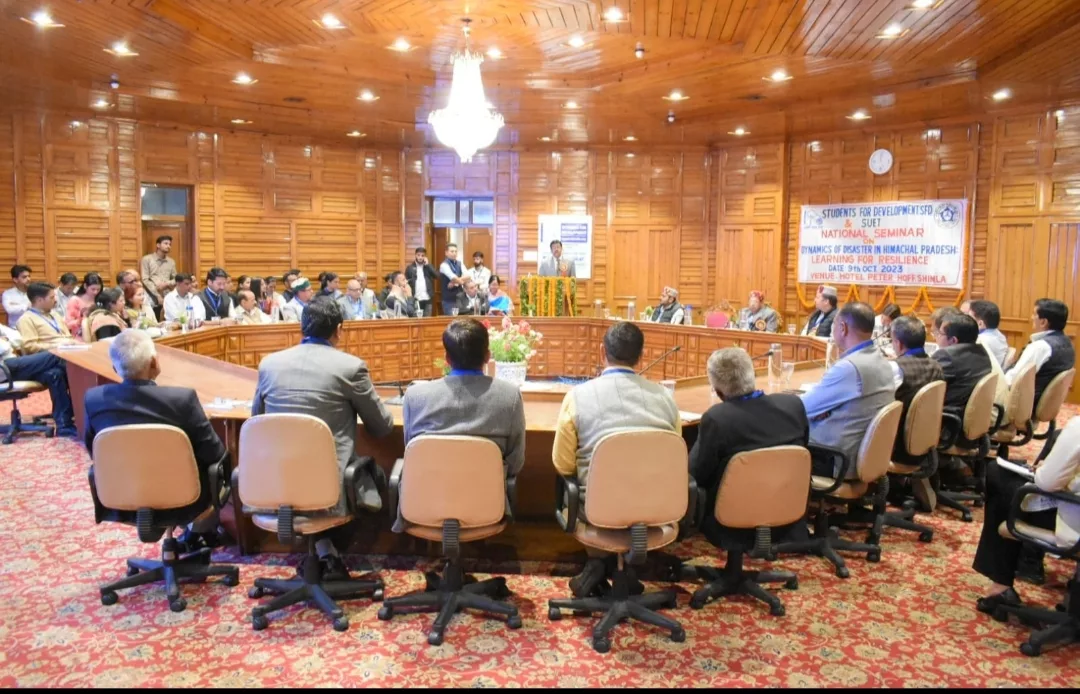 विकासार्थ विद्यार्थी ने प्राकृतिक आपदा की गतिशीलता व उसके बचाव पर 'पीटर हाॅफ शिमला' पर आयोजित की राष्ट्रीय संगोष्ठी | New India Times