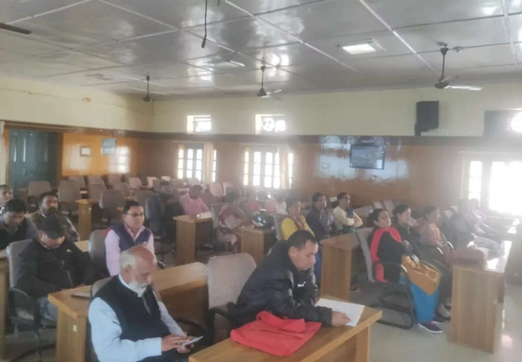 सांप्रदायिक उन्माद के खिलाफ संविधान और लोकतंत्र के लिए तीन वामपंथी पार्टियों के संयुक्त जन अभियान के तहत गोपेश्वर में जन सम्मेलन सम्पन्न | New India Times