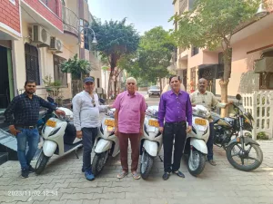 मथुरा में पहली बार टू व्हीलर टैक्सी की हुई शुरुआत | New India Times