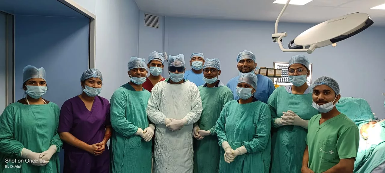 लेजर तकनीक द्वारा बिना चीरा बिना टांका ऑपरेशन की शुरुआत | New India Times