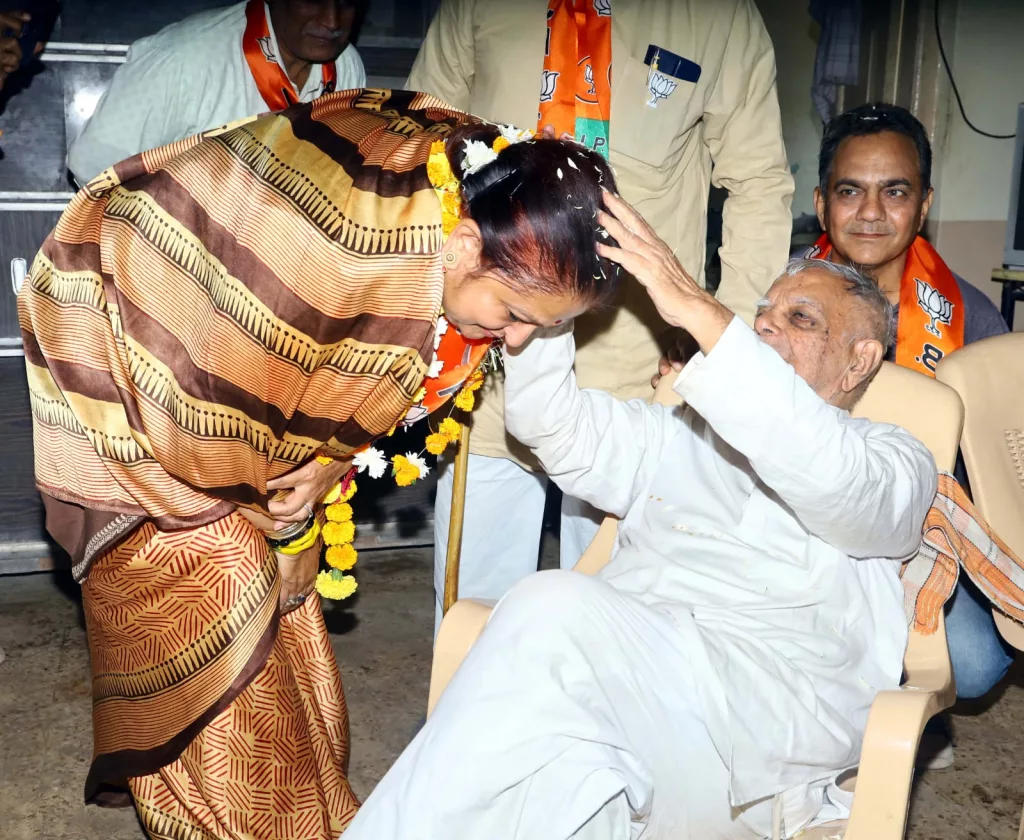 भाजपा प्रत्याशी श्रीमती अर्चना चिटनिस के समर्थन में विजय संकल्प रैली 4 नवंबर शनिवार को | New India Times