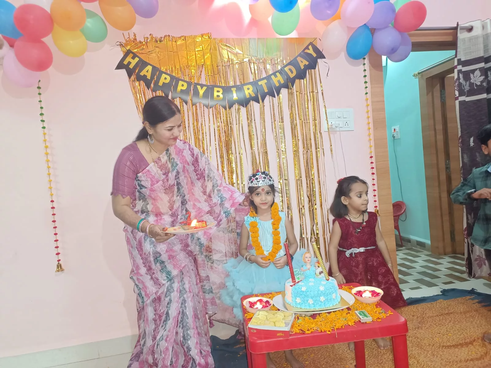 बड़े ही धूम-धाम से मनाया गया मोरे परिवार की प्रिंसेज मनाली का जन्म-दिन | New India Times