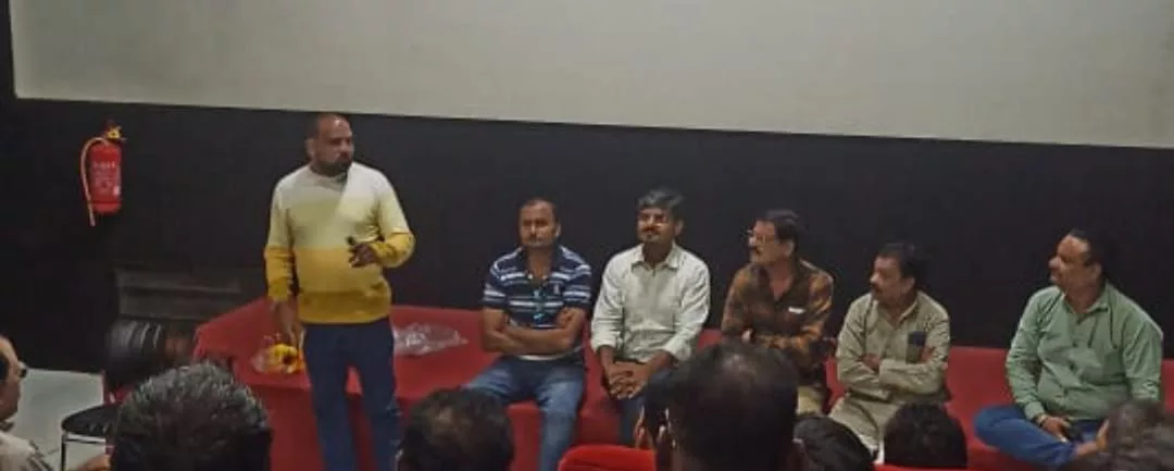 सिनेमा हाल में कांग्रेस कमेटी की बैठक संपन्न, नगर में जनसंपर्क की बनाई गई रूपरेखा | New India Times