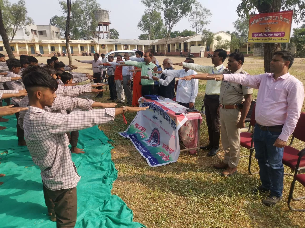 पारा में मानव अधिकार आयोग महिला बाल विकास की अनूठी पहल, स्कूली बच्चों को मतदान जागरूकता हेतु दिया गया संदेश | New India Times