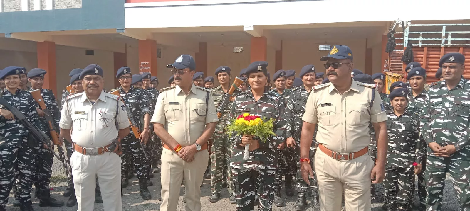 बड़नगर विधानसभा क्षेत्र में शांतिपूर्ण तरीके से चुनाव करवाने के लिए सीआरपी जवानों का हुआ आगमन | New India Times