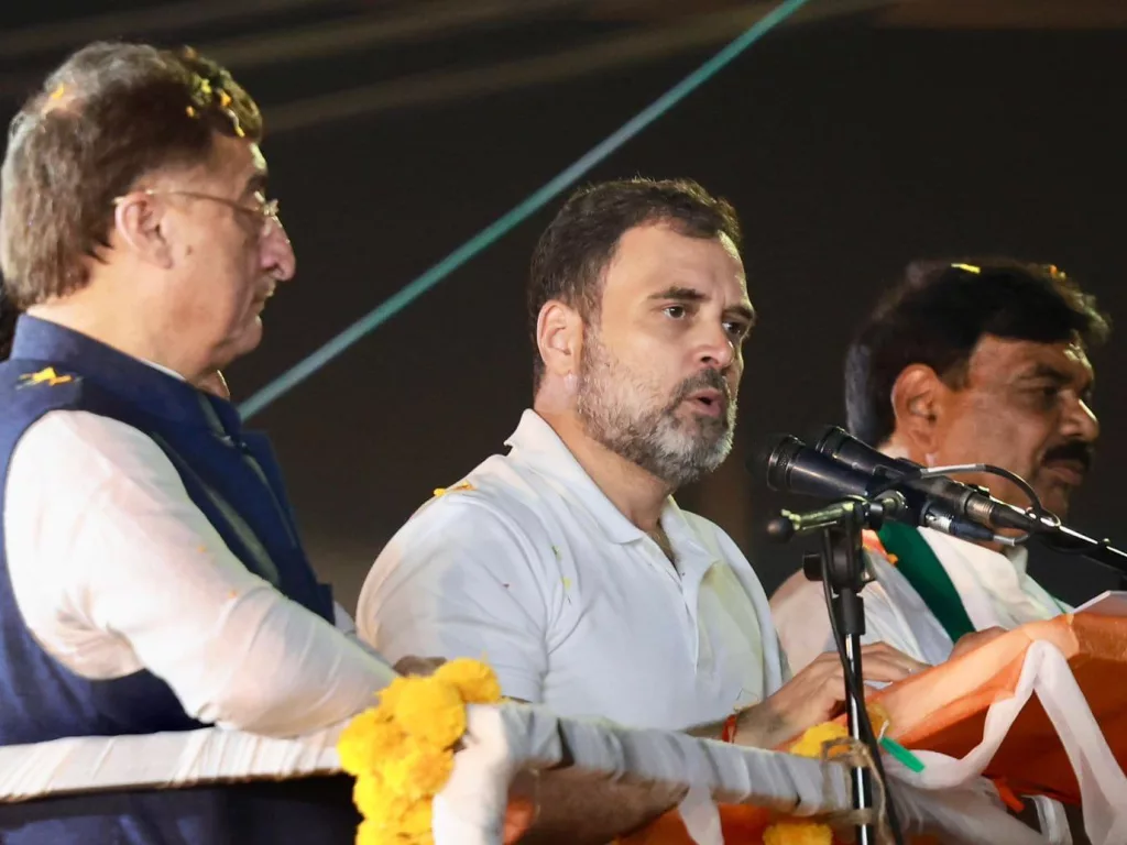 अखिल भारतीय कांग्रेस कमेटी के पूर्व अध्यक्ष राहुल गाँधी की अशोकनगर जिले की नई सराय व जबलपुर में विशाल जनसभा | New India Times