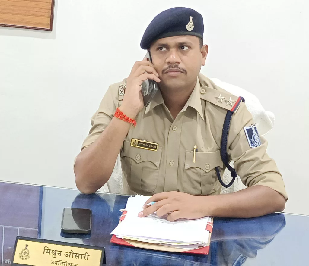 जुआरीयों की महफिल पर पुलिस ने घेराबंदी करके दी दबिश, आरोपियों के खिलाफ पुलिस ने किया मुकदमा दर्ज 2 जुआरीयों की महफिल पर पुलिस ने घेराबंदी करके दी दबिश, आरोपियों के खिलाफ पुलिस ने किया मुकदमा दर्ज | New India Times