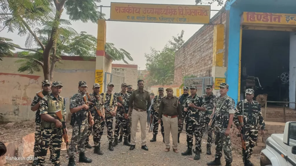 जिला कलेक्टर एवं पुलिस अधीक्षक ने पैरामिलिट्री फोर्स की कंपनियों के साथ बाडी कस्बा में किया पैदल फ्लैग मार्च | New India Times