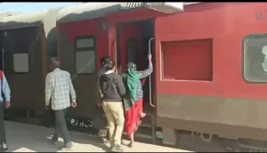 जीआरपी अधिकारी बताकर महिला से गैंग रेप | New India Times