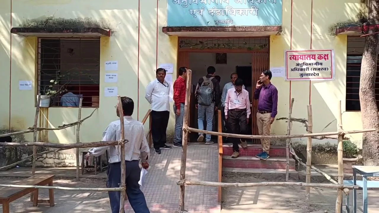 2 नाम वापसी के साथ 10 प्रत्याशी चुनावी मैदान में विधानसभा चुनाव में आजमाएंगे किस्मत, बिगड़ सकता है चुनावी समीकरण | New India Times