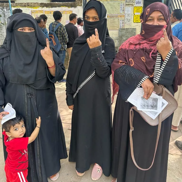 प्रदेश भर में हिंसा और झड़प के बीच चुनाव प्रक्रिया हुई पूरी | New India Times