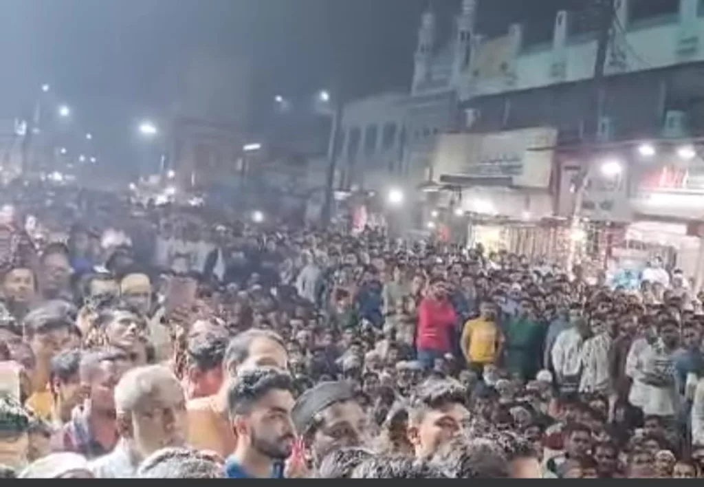 बुरहानपुर विधानसभा क्षेत्र के कांग्रेस प्रत्याशी शेरा भैया ने आमसभा लेकर जनता का माना आभार | New India Times